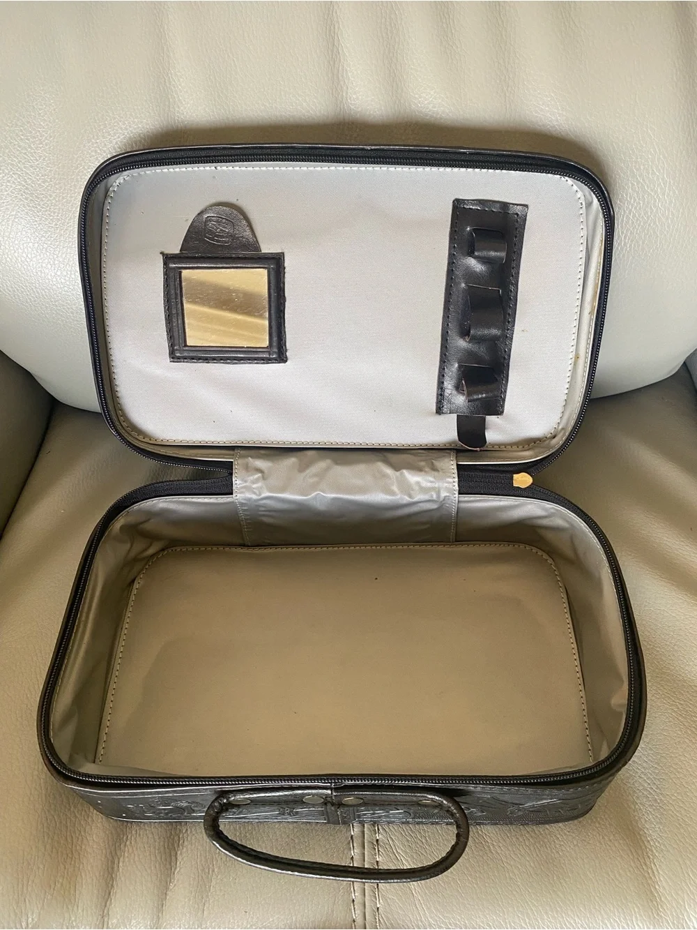 Vintage Gaitan Mexico Hand Tooled Stagecoach Vanity Case
